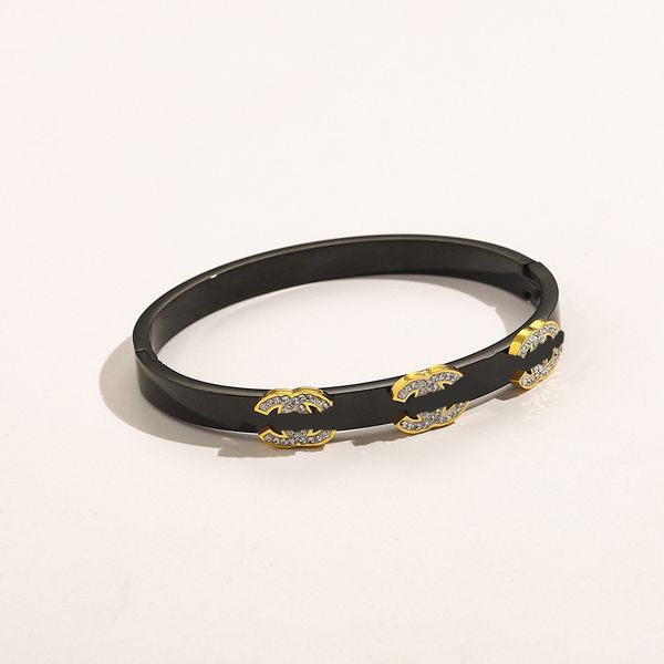 

retro letter designer women mens bangle bracelets elegant brand letter pendants anniversary gift jewelry accessory high quality, Black