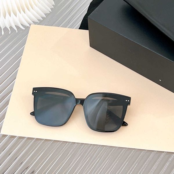 

designer brand frame studio peculiar eyewear mirror frame silhouette eyewear over glasses sunglasses fashion traveling uv protection uv400, White;black