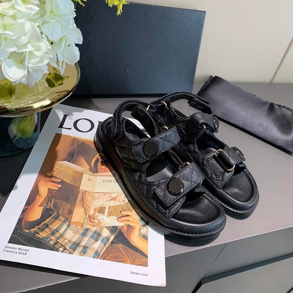 

women sandals designer chan sandals crystal calf leather platform slippers metal button shoes classic summer beach flip flops hook loop fast, Black