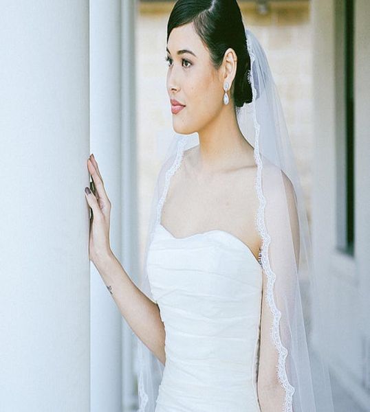 

chapel white ivory lace edge veil bridal veil one layer wedding veil lace edge with comb3295716, Black