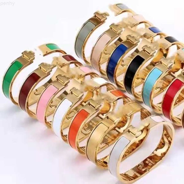 

2023 factory direct selling 316l stainless steel h women's bracelet fashion enamel charm, Black
