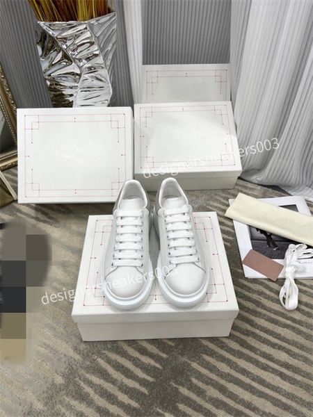 

2023new women casual shoes designer women travel leather lace-up sneaker fashion lady running trainers letters woman shoe flat printed gym s, Black