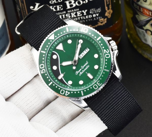 

seik wrist watches for men 2023 mens watches three needles quartz watch luxury brand dual calendar function clock fashion fabric strap montr, Slivery;golden