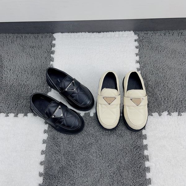 

2023 dress shoes monolith triangle logo kids boys girls quality leather heel flat shoe formal loafer chunky p loafers baby infants toddlers