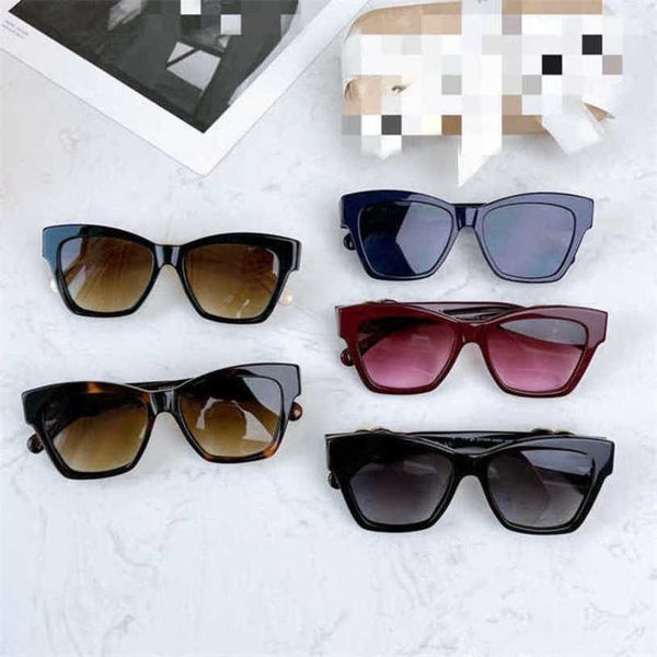 

fashionable luxury outdoor sunglasses xiaoxiangjia cat's eye plate diamond rimmed net red same proof 71438, White;black