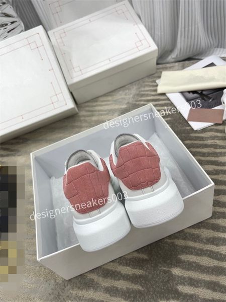 

2023women mens brand casual shoes designer womens travel leather lace-up sneaker fashion lady running trainers letters woman shoe flat print, Black