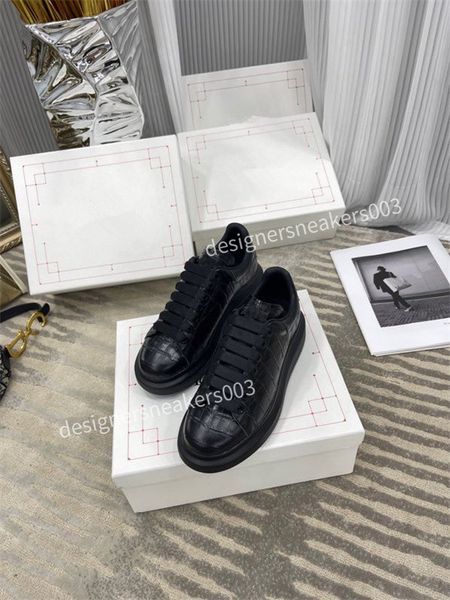 

designer womens men travel leather lace-up sneaker fashion lady running trainers letters woman shoe flat printed gym sneakers, Black