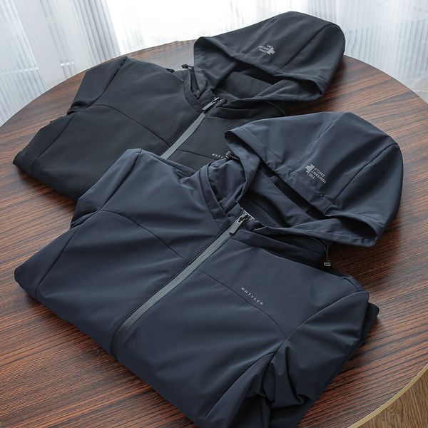 

2023 spring new men's high-end business casual windproof jacket solid hooded outdoor thin coat m-4xl, Black;brown