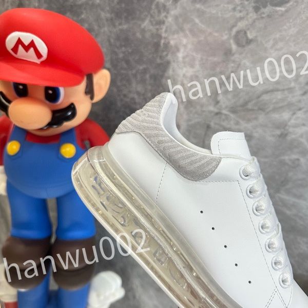 

2023 new luxury designer running shoes fashion sneakers women luxury lace-up sports shoe casual trainers classic sneaker womans, Black