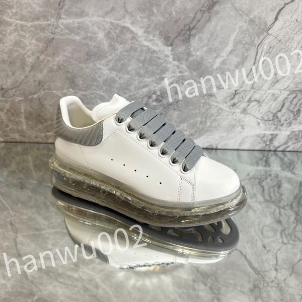 

2023 new r running shoes fashion channel sneakers women luxury lace-up sports shoe casual trainers classic sneaker womans, Black