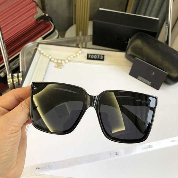 

2023 fashion designer new sunglasses mensa omenssu nglassesne wst ylesm allfr agrantla rgefr amesu nglassesfo rwo menwi thne tre dte mperame, White;black