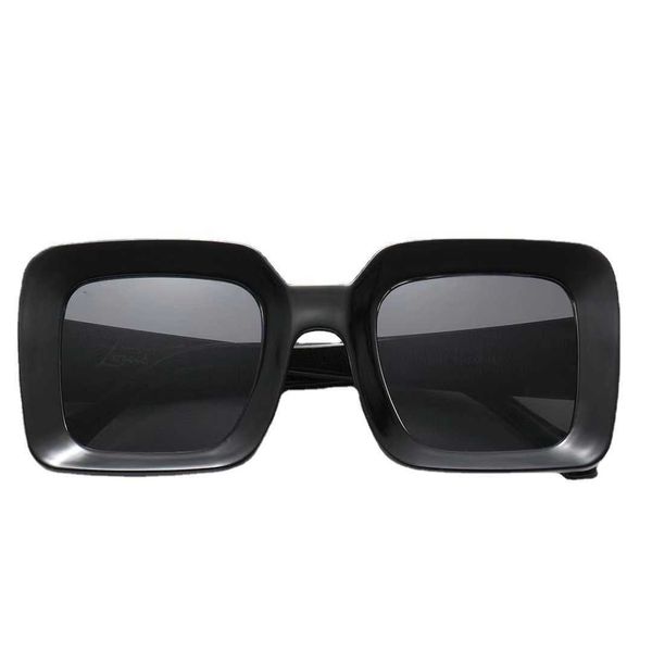 

overseas 2023 new men and women with large frame l sunglasses for tourists p8061, White;black