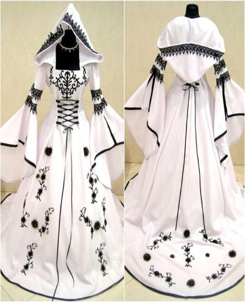 

renaissance medieval vintage black and white wedding dresses 2019 long sleeve embroidery lace appliqued laceup back gothic bridal7802315