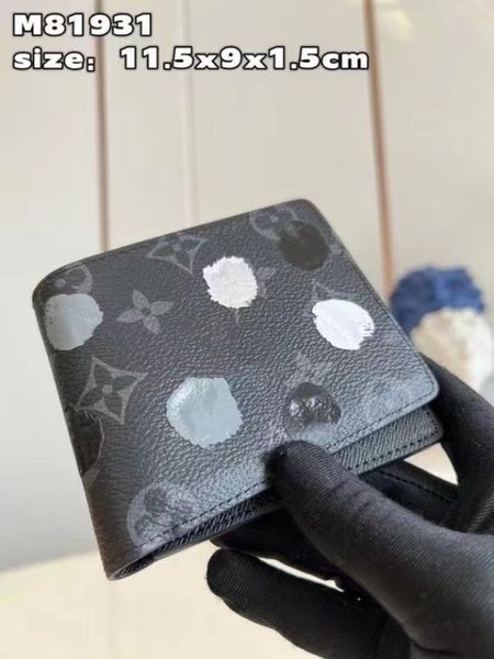 

men's short foldable wallet multiple graffiti wallet slot m81931, Red;black