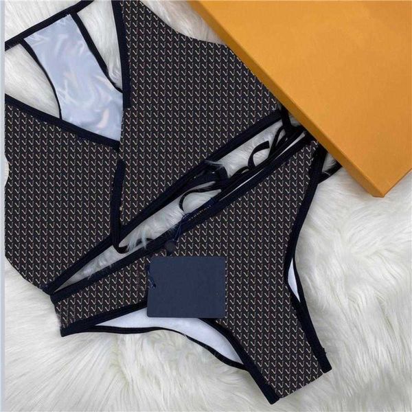 

Designer fashion summer swimwear L Arrival Swimsuits Bikini Set Women IN Stock Sexy Bathing Suits tags Two-Pieces Thongs Bra Beach Party push up Bandage, White