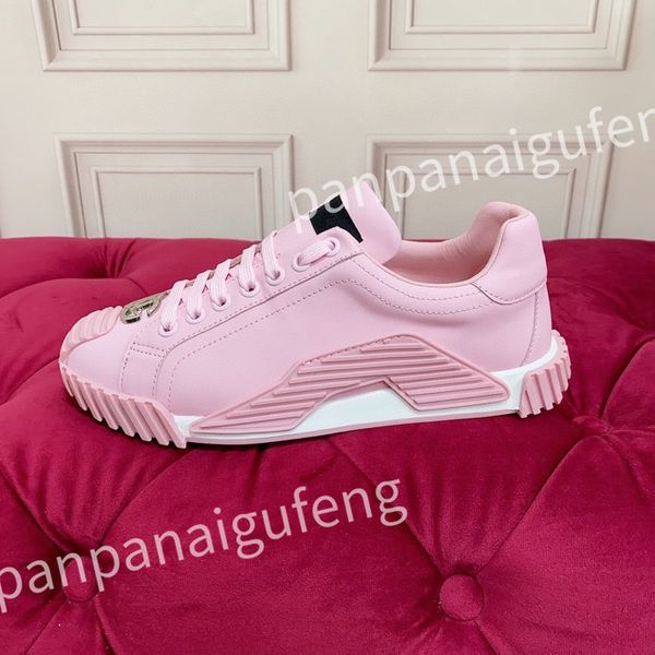 

new luxury calfskin women sneakers shoes white black leather trainers famous comfort outdoor trainers men's casual walking