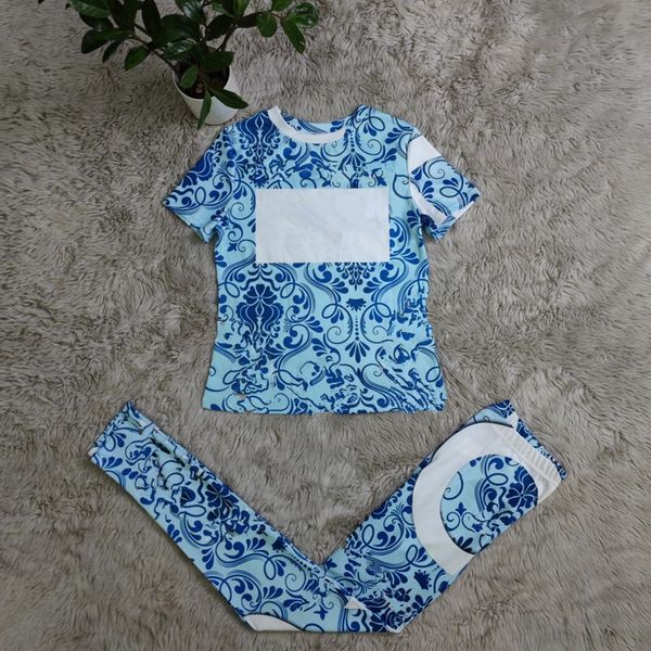 

2023 designer jogger suits women tracksuits summer outfits 2xl short sleeve t-shirt and pants two piece sets casual print sweatsuits sports, Gray