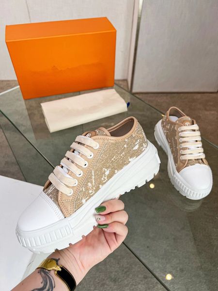 

designer casual shoes men women boots alexander queens leather lace up white sole espadrilles oversized flats velvet suede platform espadril, Black