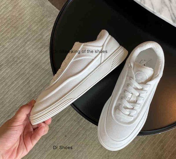 

dress sports shoes high small fragrant thick bottom small white shoes women's casual sports shoes lace up flat, Black