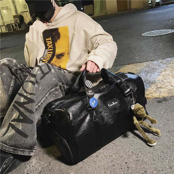 

duffel bags fashionable new short distance travel bag for business trips portable storage luggage men dry and wet separation sports fitness