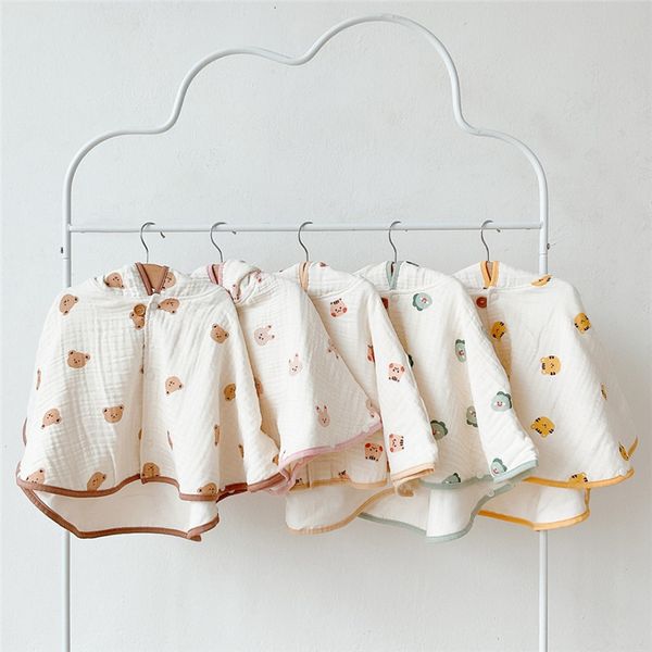 

waistcoat embroidery bear baby hooded cape thin style muslin blanket boys and girls spring summer outing windproof shawl 230406, Camo