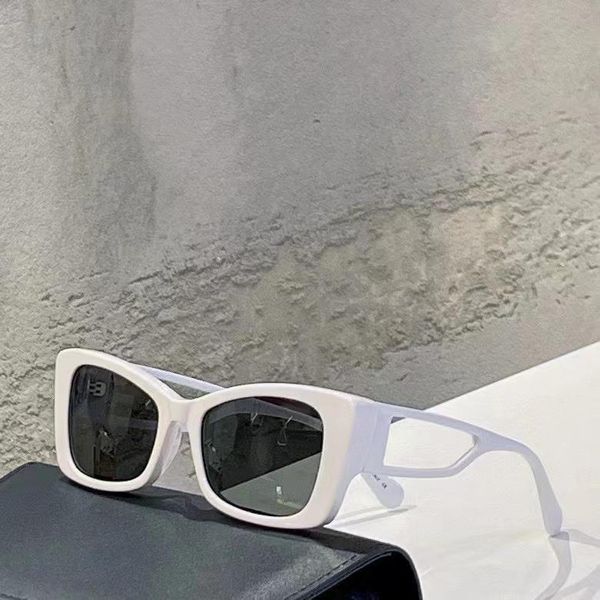 

womens sunglasses for women men sun glasses mens 5430 fashion style protects eyes uv400 lens with case, White;black