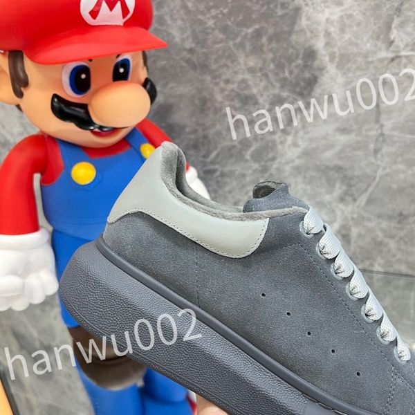 

2023 new luxury white black leather sneakers shoes comfort outdoor trainers women casual walking