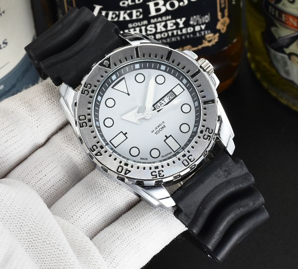 

seik wrist watches for men 2023 mens watches three needles quartz watch luxury brand dual calendar function clock fashion rubber strap montr, Slivery;golden
