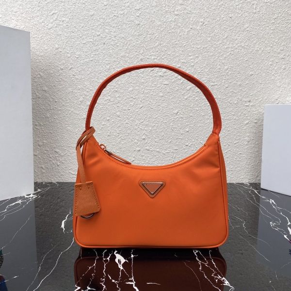 

underarm bag classic fashion versatile club bag handheld shoulder bag for women