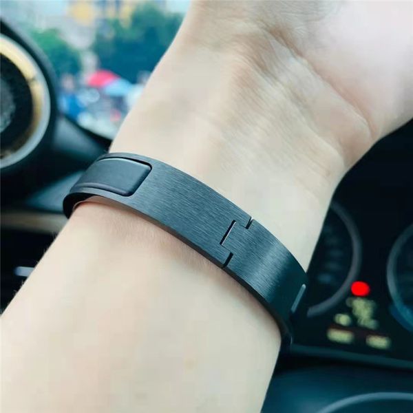 

black letter bracelet high end luxury men and women bracelets designer h bracelet brand enamel fashion bracelets christmas valentine's