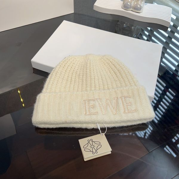 

Designer Beanie Embroider Letter Hat Ventilate Knitted Hat Charm Embroidery Warm Multicolor Classic Trend Autumn, No.2