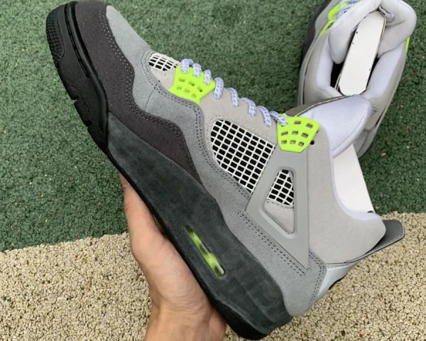 

2023 basketball shoes 4s neon men woman jumpman 4 green volt wolf grey outdoor running trainers sport sneaker with box