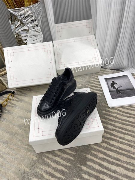 

2023new womens casual shoes sneaker designer running shoes fashion channel sneakers women luxury lace-up sports shoe casual trainers classic, Black