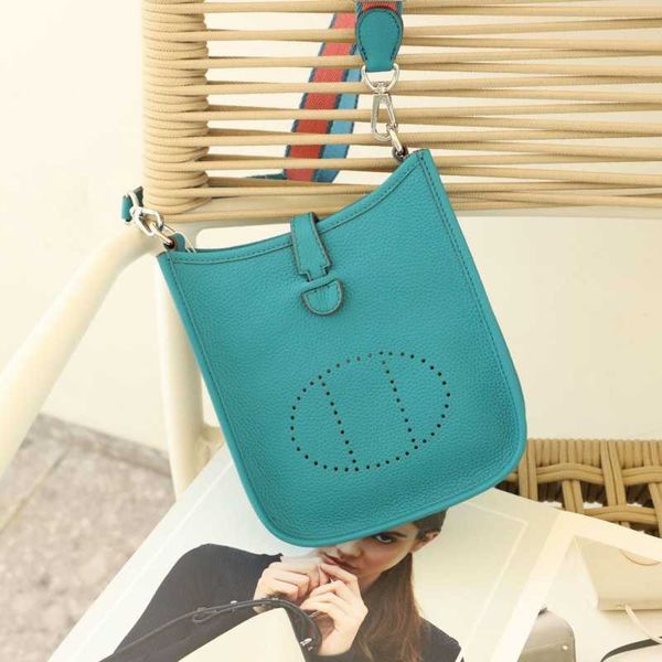 

handbags h bags leather her evel shoulder lyn mus mini luxury leisure casual bag mini fashion one shoulder crossbody hollow bucket bag femal