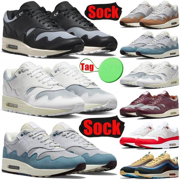 

max 1 running shoes men women 87 sneakers og big bubble sport red cactus jack saturn gold baroque brown wheat lemon drop sean wotherspoon me