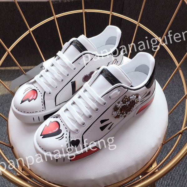 

2023 luxury calfskin womens sneakers shoes leather trainers famous comfort outdoor trainers men's casual walking, Black