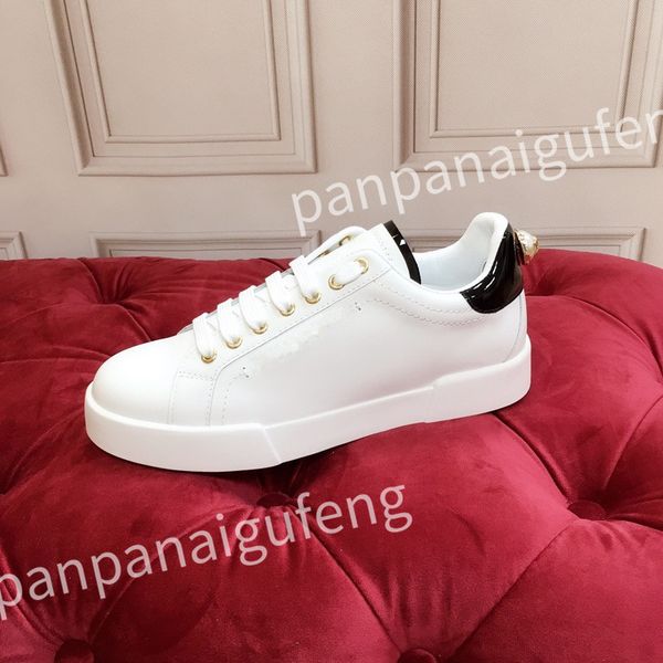

2023 luxury sneakers designer shoes men casual shoes women extraordinary sneaker leather rubber trainers, Black