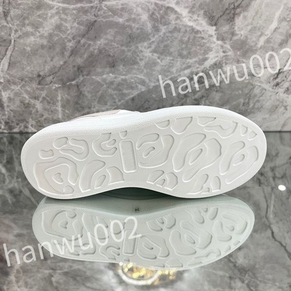 

2023 lady flat casual shoes womens travel leather lace-up sneaker fashion woman white shoe men gym sneakers, Black