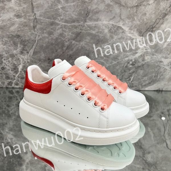 

2023 new luxury lady flat casual shoes womens travel leather lace-up sneaker fashion woman white shoe men gym sneakers, Black