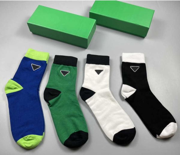 

designer mens womens socks four pair luxe sports winter mesh letter printed sock embroidery cotton man with box, Black