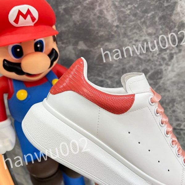 

2023 luxury lady flat casual shoes womens travel leather lace-up sneaker fashion woman white shoe men gym sneakers, Black