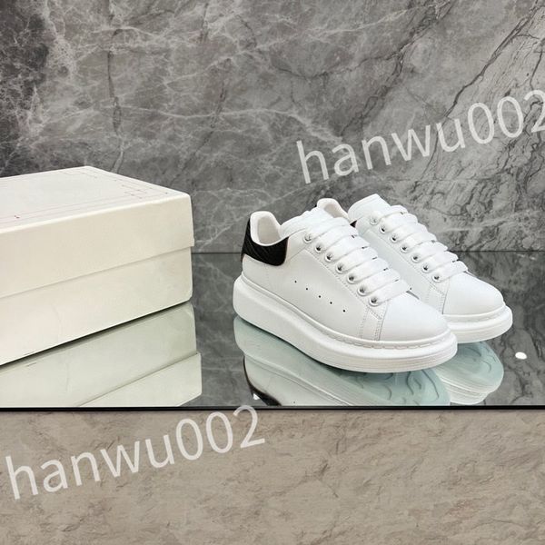 

2023 lady flat casual shoes womens travel leather lace-up sneaker fashion woman white shoe men gym sneakers, Black
