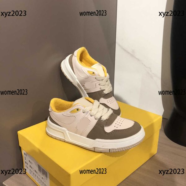 

kids shoe letter printing child sneakers baby spliced design sneakers new listing box packaging spring children's size 26-35, Black;red