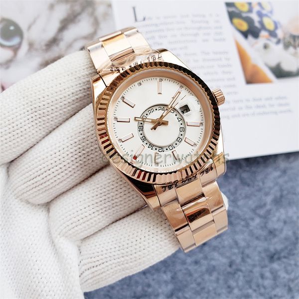 

s 2023 new luxury automatic movement mechanical 42mm rotating small waterproof sapphire fashion, Slivery;golden