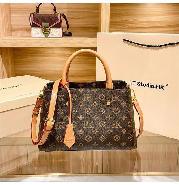 

totes designer luxury satchel messenger handbag leather strim handles with shoulder strap crossbody bag french bag
