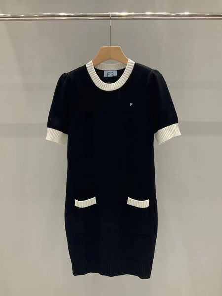 

designer fashion knitted dress new black and white color raised lapel casual high-quality women's skirt, Black;gray