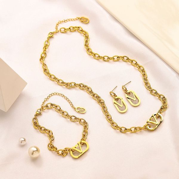 

designer bracelets luxury necklace gold chain fashion earrings jewelry girl pearl letter love bracelet premium wedding party jewelry accesso, Black