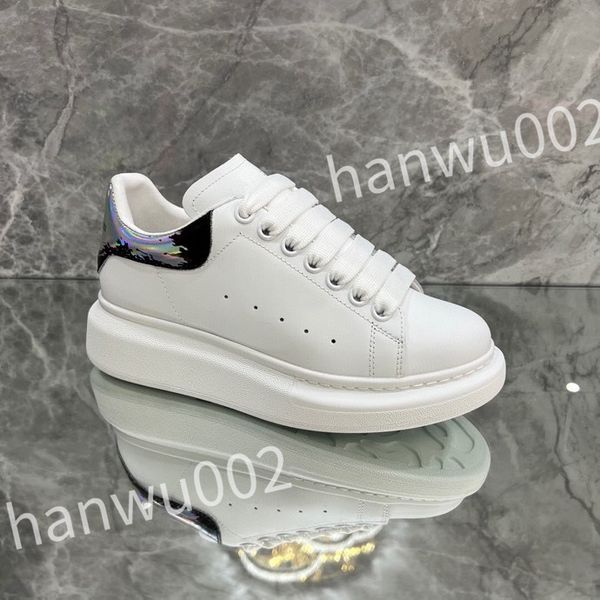 

2023 new elegant sneakers shoes low casual men soft leather skateboard walking men's outdoor runner trainers, Black