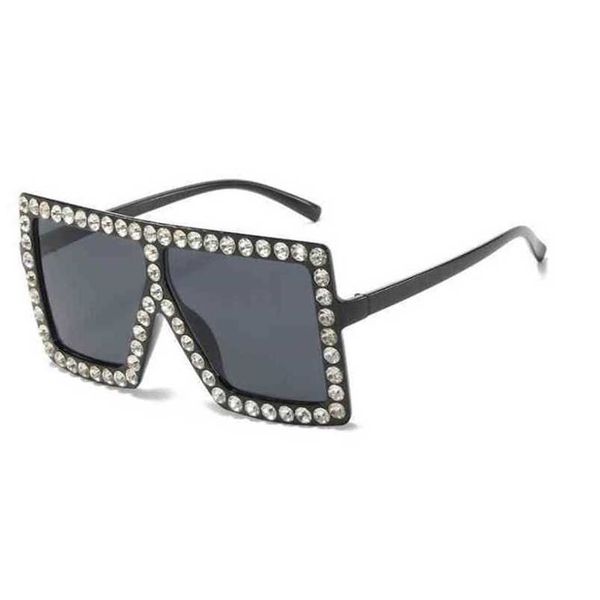 

2023 designer glasses model oversized women rhinestones fashion sunglass vintage iced out shades street protect lentes sol mujer sunglasses, White;black