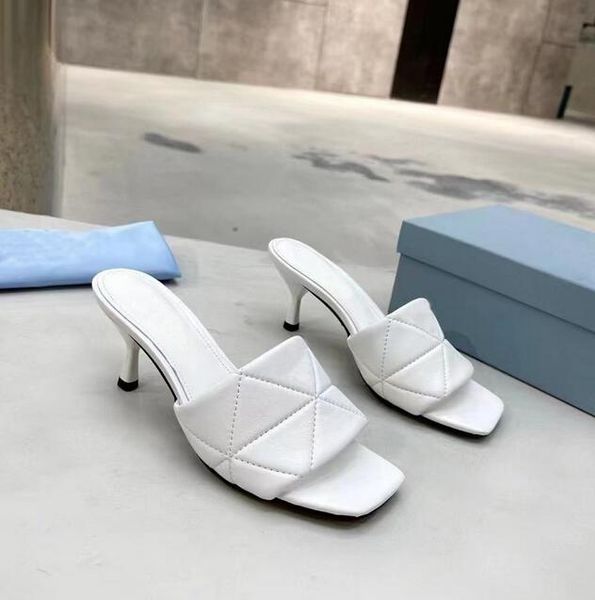 

new dress shoes sandals luxury suede rhombic quilted napa flat slippers designer sandals slippers leisure beach outdoor square triangle logo, Black